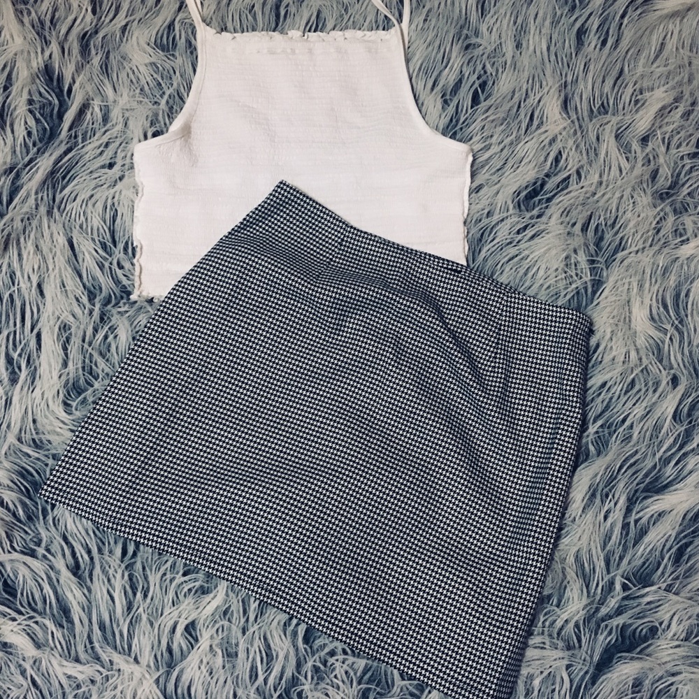 ✨ Gingham Mini Skirt ✨